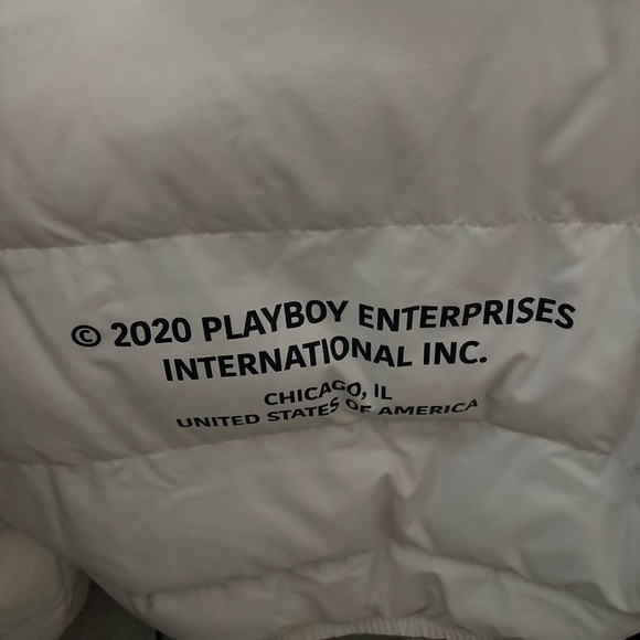 PLAYBOY Off-White Puffer Jacket - Picture 2 of 2